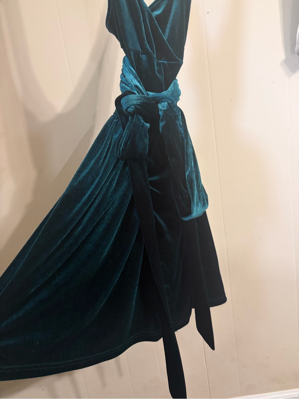 SHEIN Teal Velvet Backless Wrap Dress